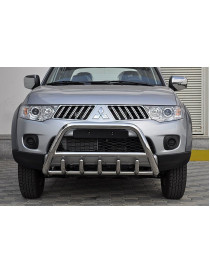 Защита переднего бампера (кенгурятник) Mitsubishi L-200 2010+
