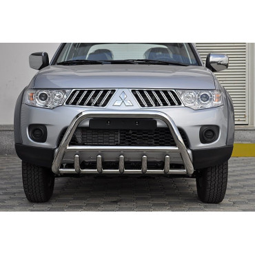 Защита переднего бампера (кенгурятник) Mitsubishi L-200 2010+