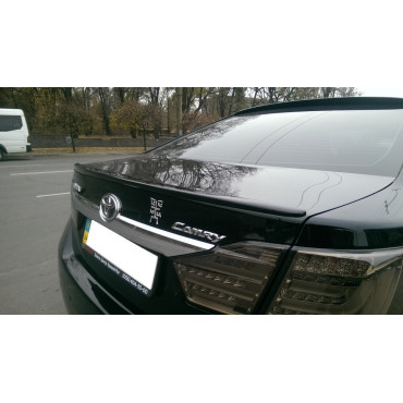 Спойлер крышки багажника Toyota Camry V50 2011-